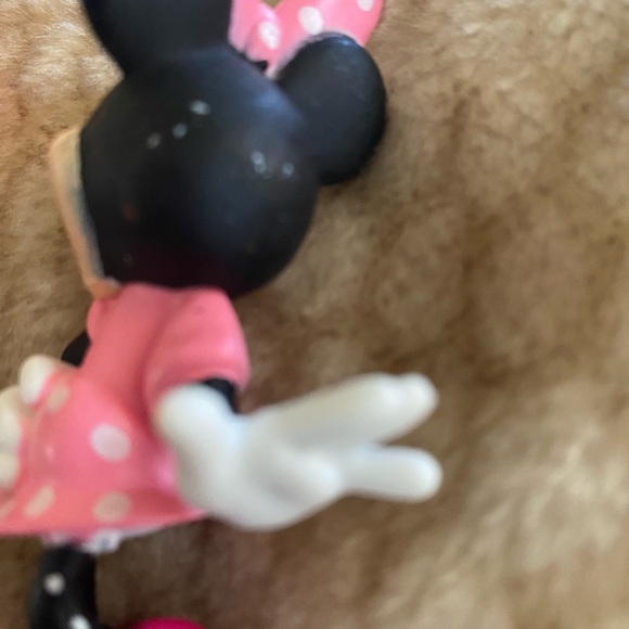 4 Vintage Disney PVC Epcot Collectible Minnie Daisy Goofy Donald Figurine Toys - Picture 14 of 14